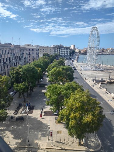 Внешний вид отеля Jr Hotels Bari Grande Albergo delle Nazioni в Барях, фото 4