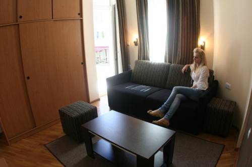 Фото Hotel Orange Inn