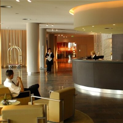 Фото Dorint Hotel am Heumarkt Cologne