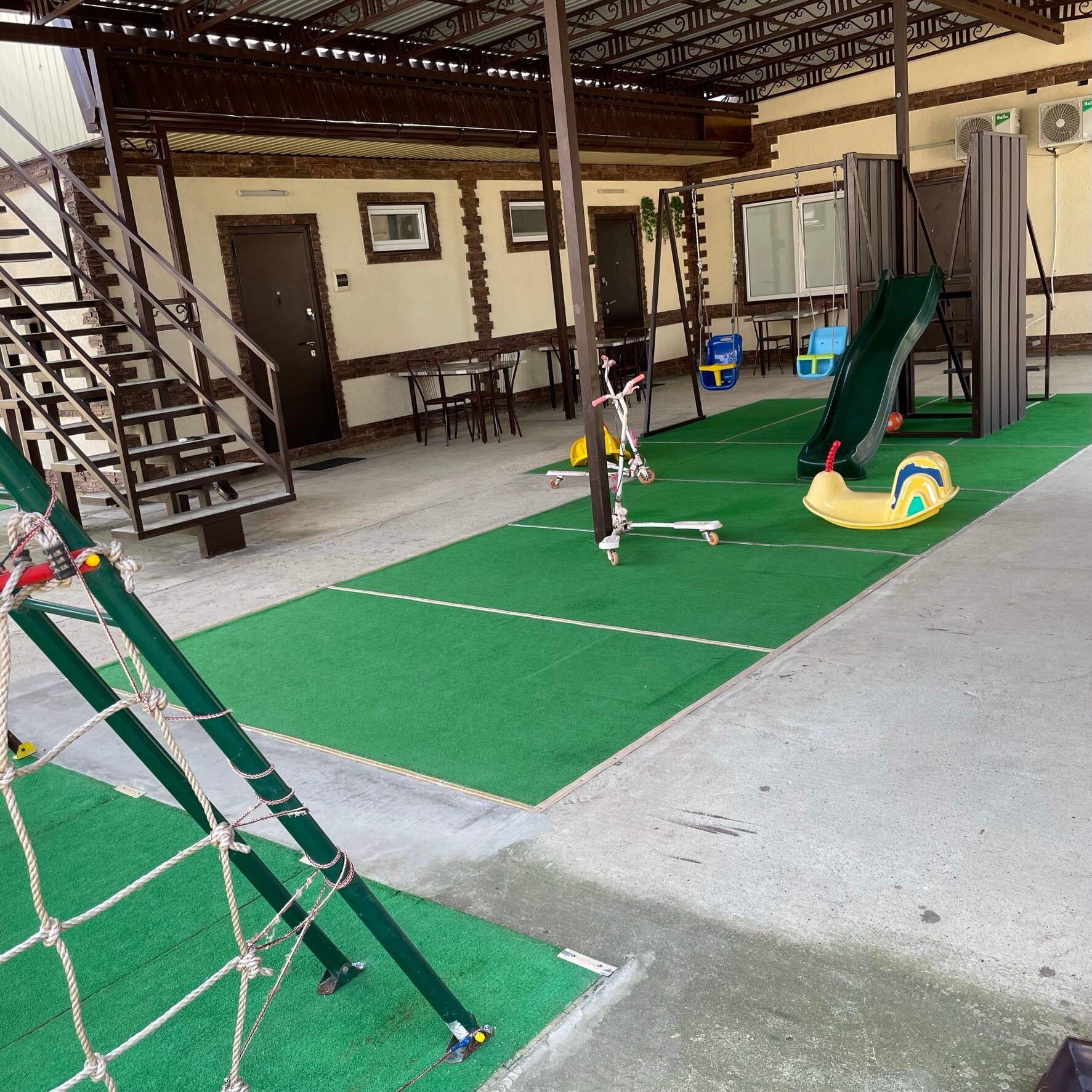 Фото отеля 4