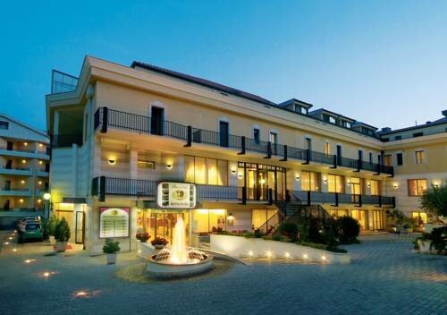 Гостиница Hotel Parco Delle Rose в Сан-Джованни-Ротондо