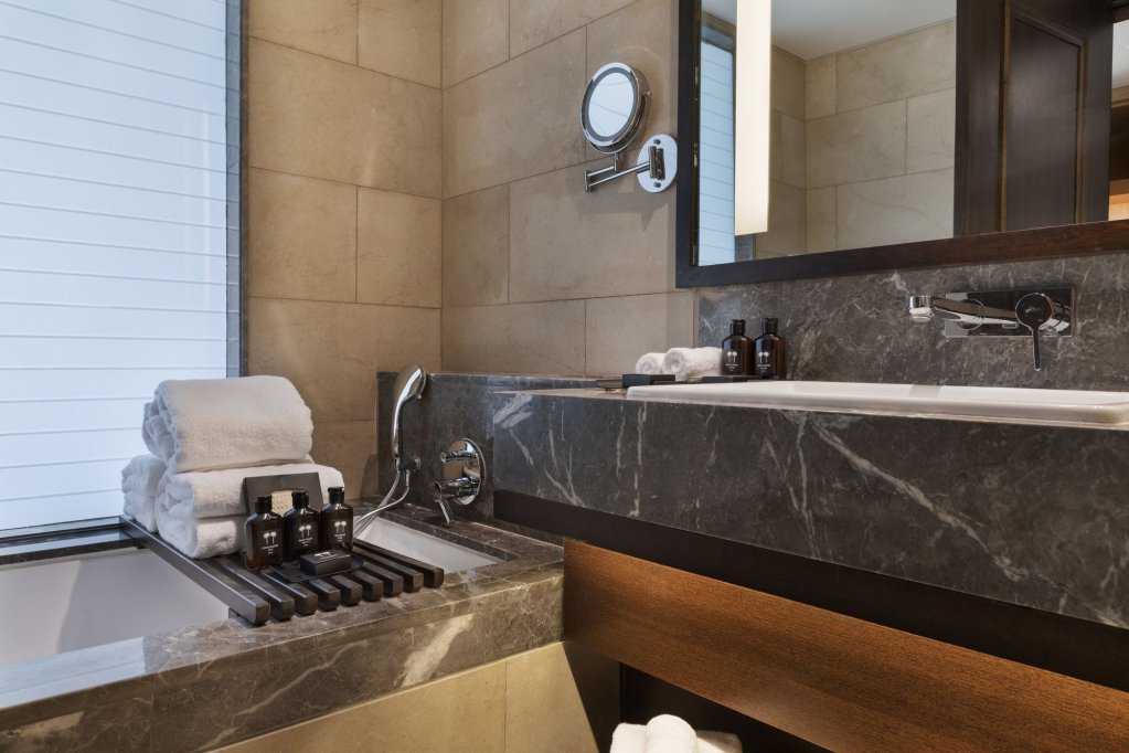 Фото The Setai Tel Aviv