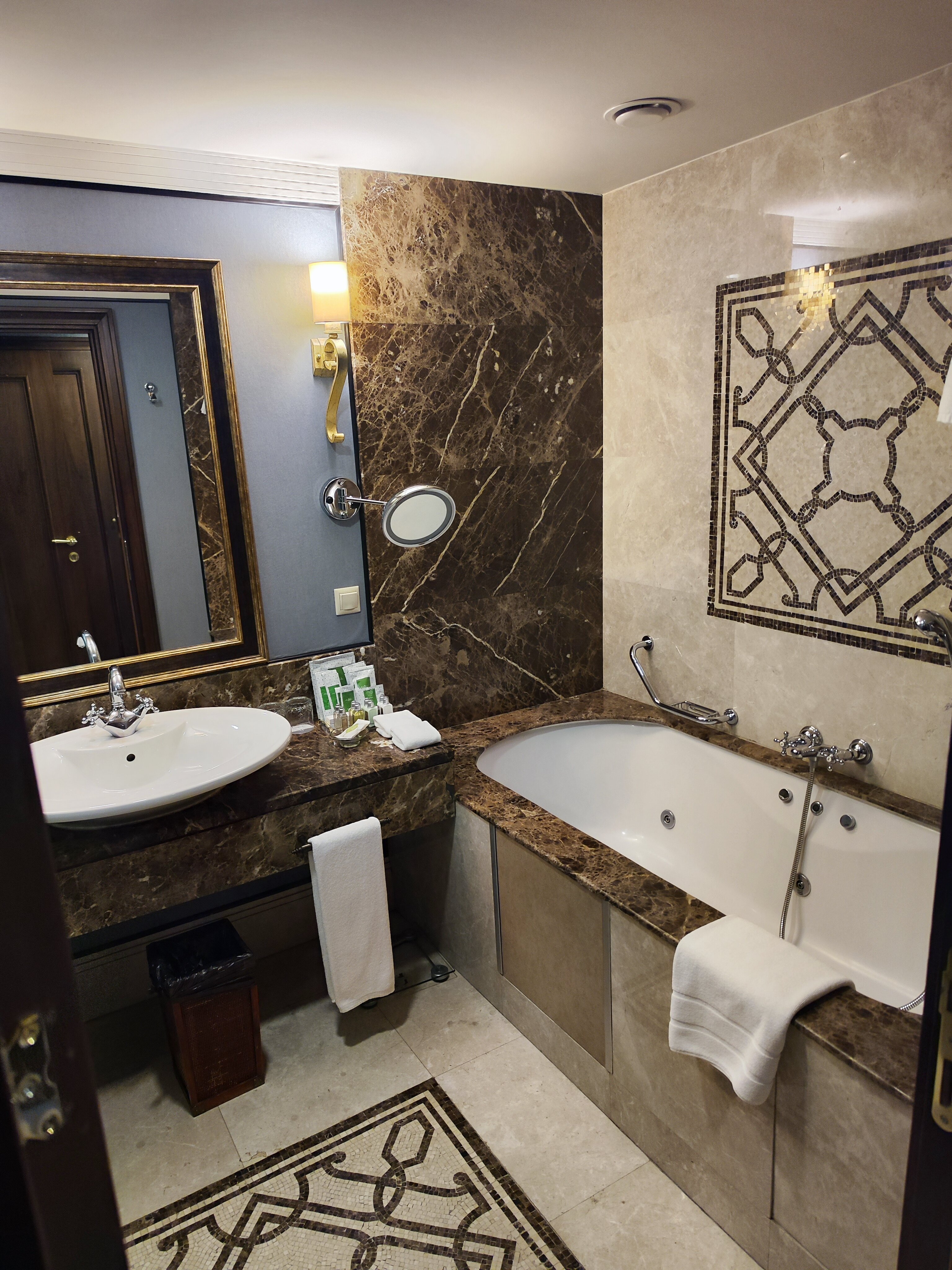 Фото Отель Rixos Almaty