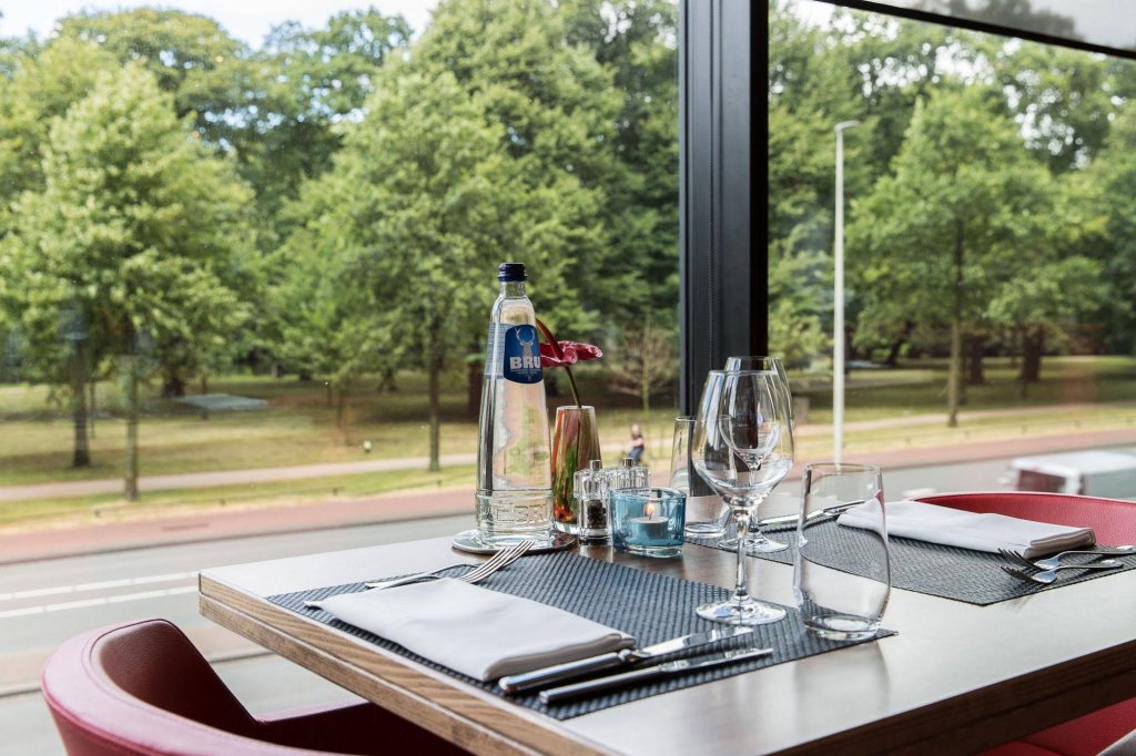 Фото Hampshire Hotel - Babylon Den Haag