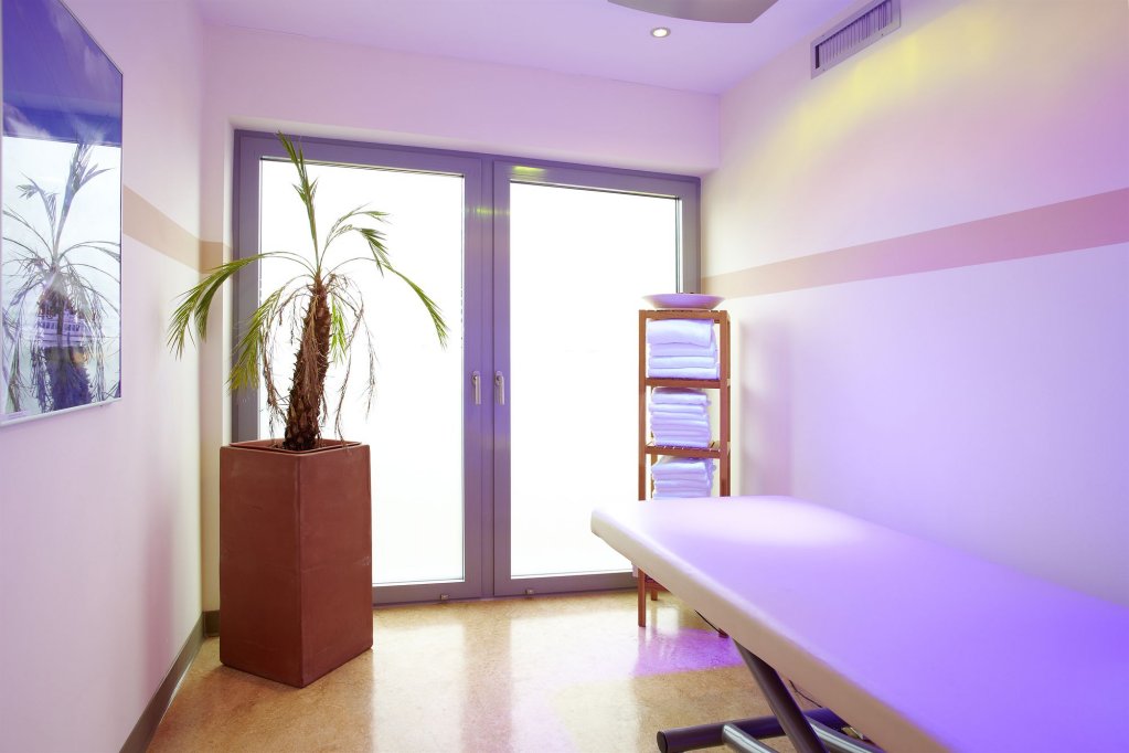 Фото Elaya Hotel Hamburg Finkenwerder