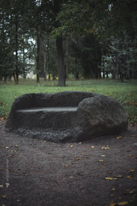 Каменный диван Ганнибала (Leningrad Region, Gatchinskiy District, Kobrinskoye selskoye poseleniye), landmark, attraction