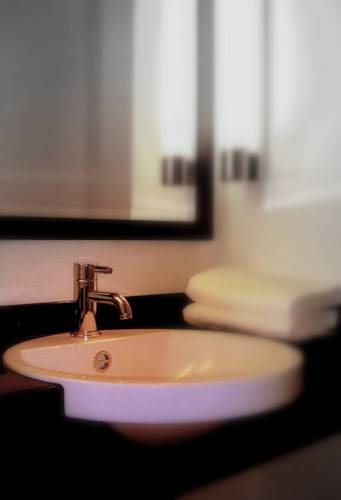 Фото Townhouse Hotel