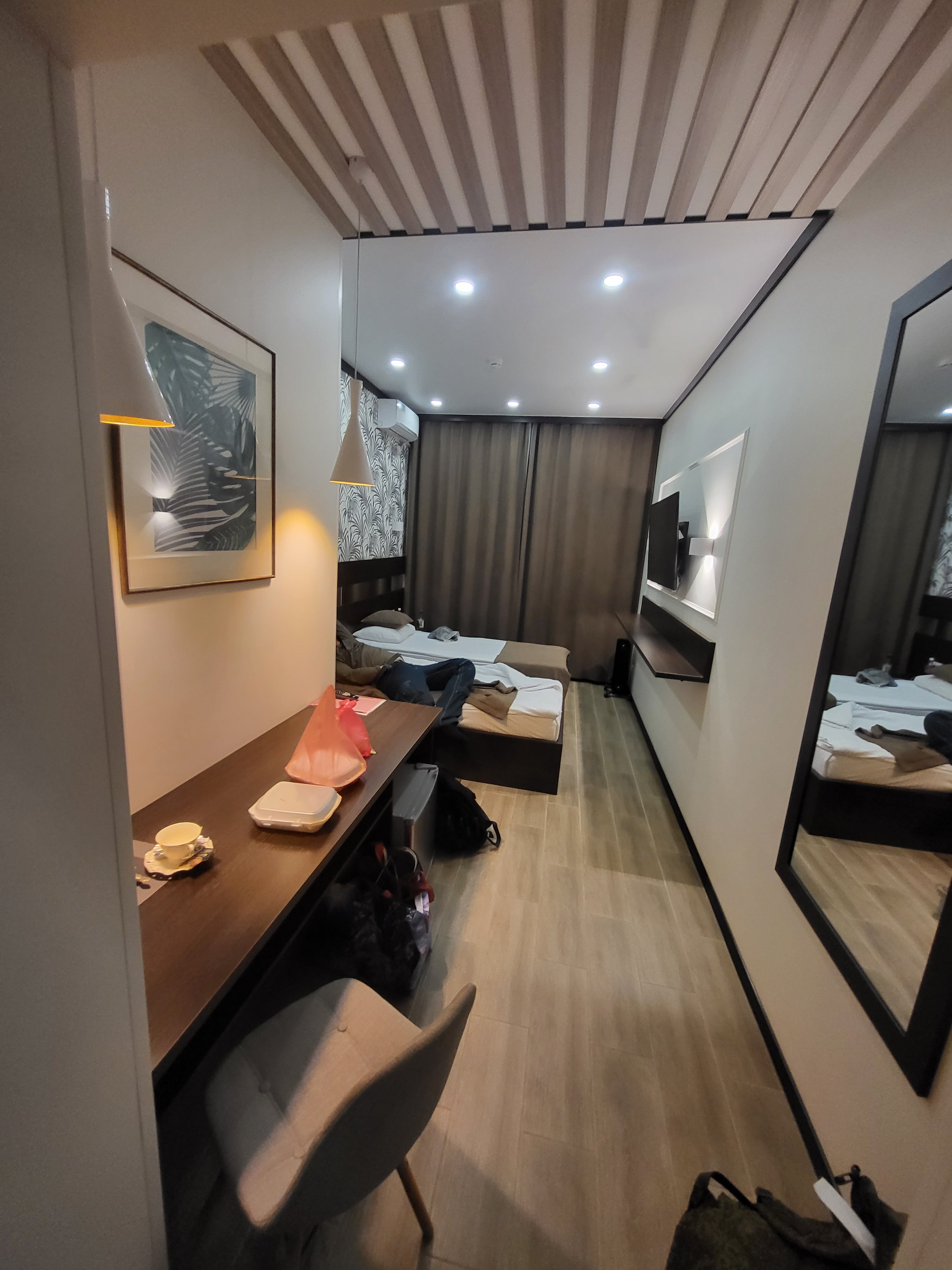 Фото Holiday Hotel