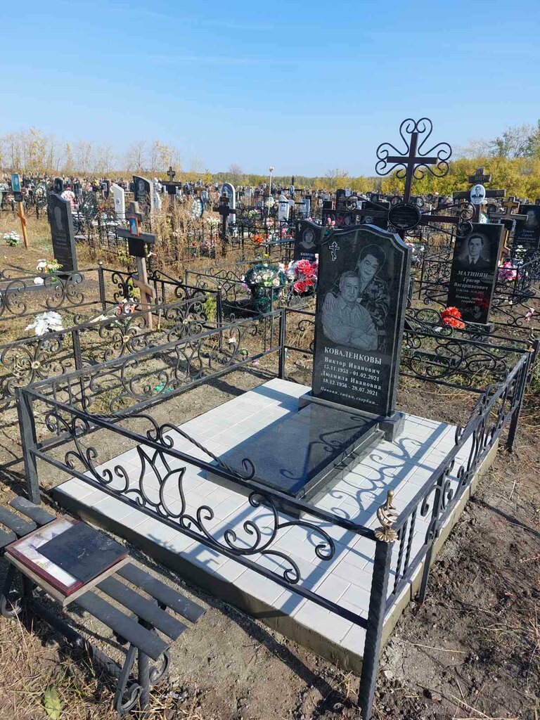 Изготовление памятников и надгробий Симбирск, Ульяновск, фото