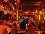Agutin Bar (Muravyova-Amurskogo Street, 36), nightclub