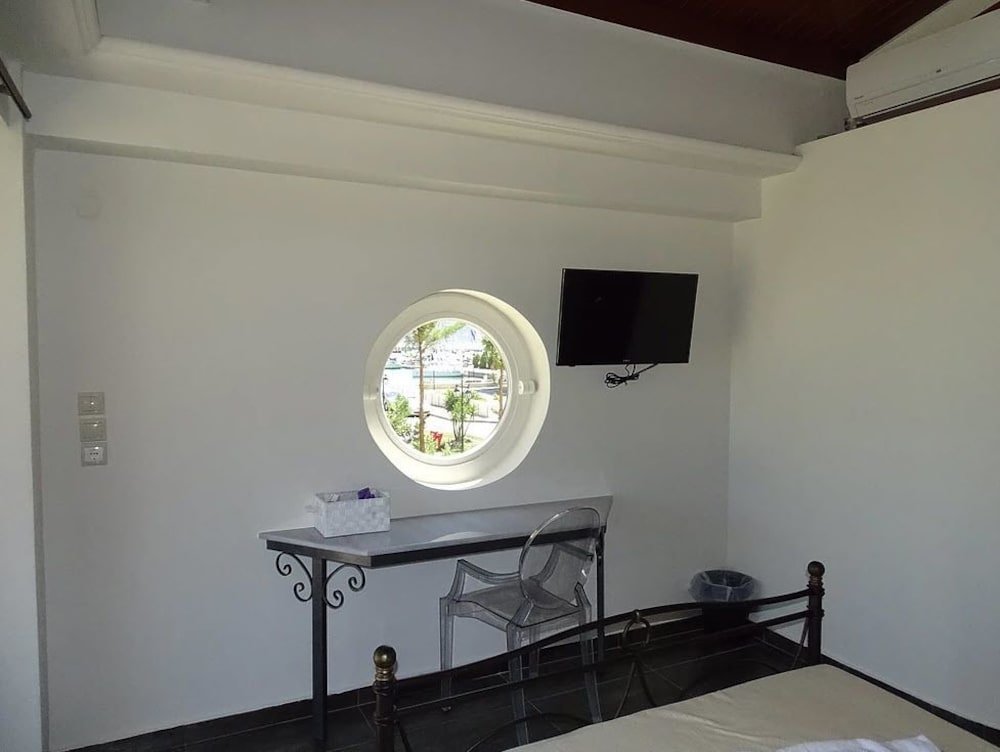 Фото Ianos Hotel