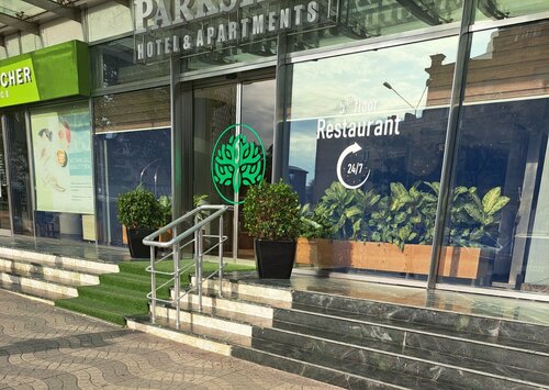 Гостиница Parkside Hotel & Apartments в Баку