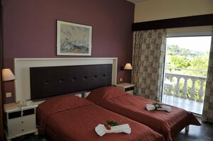 Potamaki Beach Hotel (Benitses, Benitses Beach), hotel