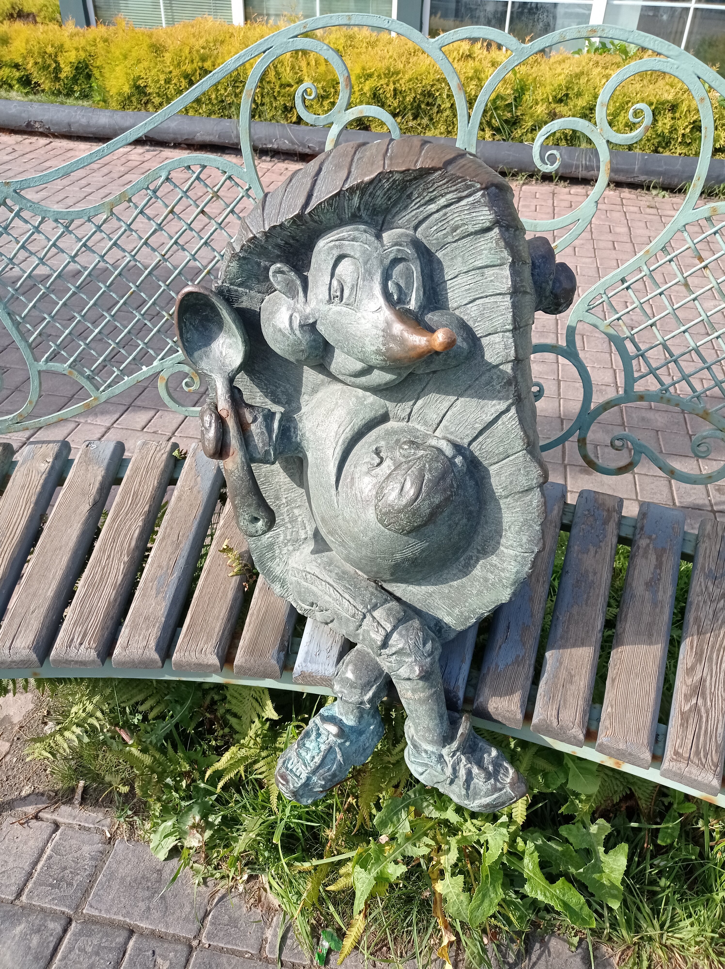 Фото Сытый Ежик