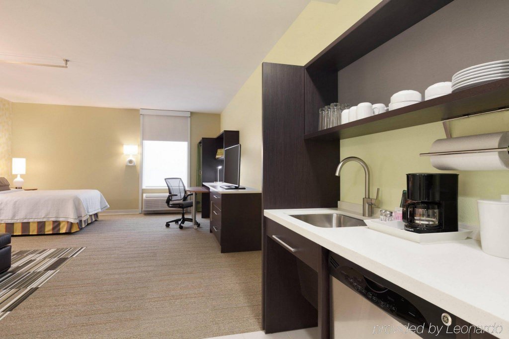 Фото Home2 Suites by Hilton Lubbock