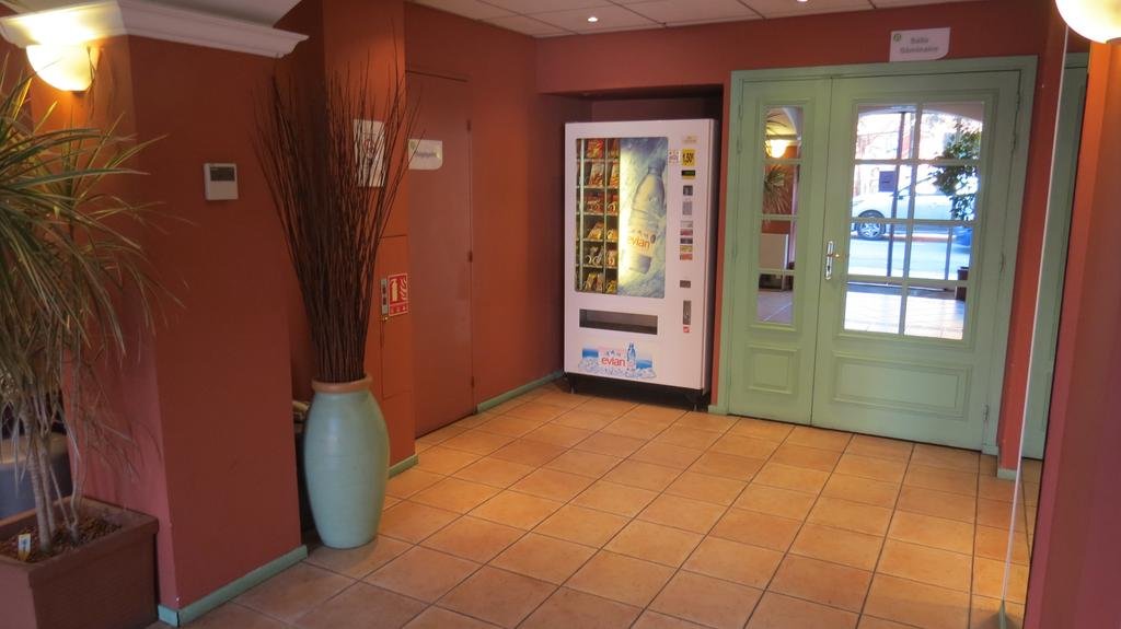 Фото Campanile Nice Centre Acropolis