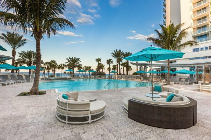 Гостиница Wyndham Grand Clearwater Beach