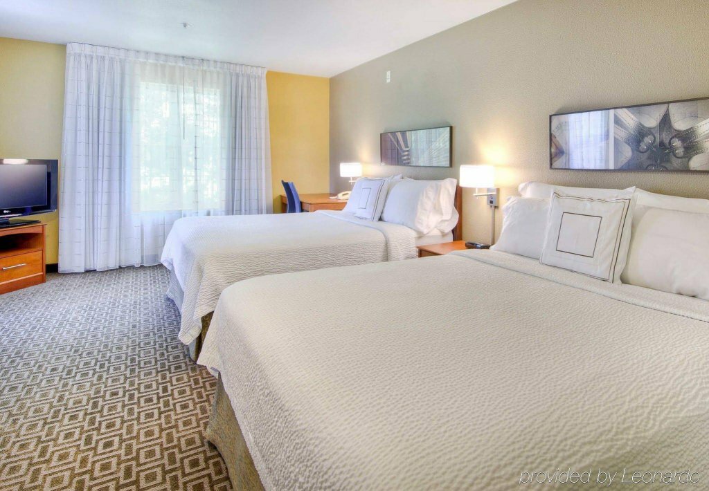 Hotel TownePlace Suites by Marriott Raleigh Cary-Weston Parkway, Cary, photo