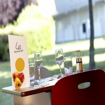 Фото Campanile - Saintes