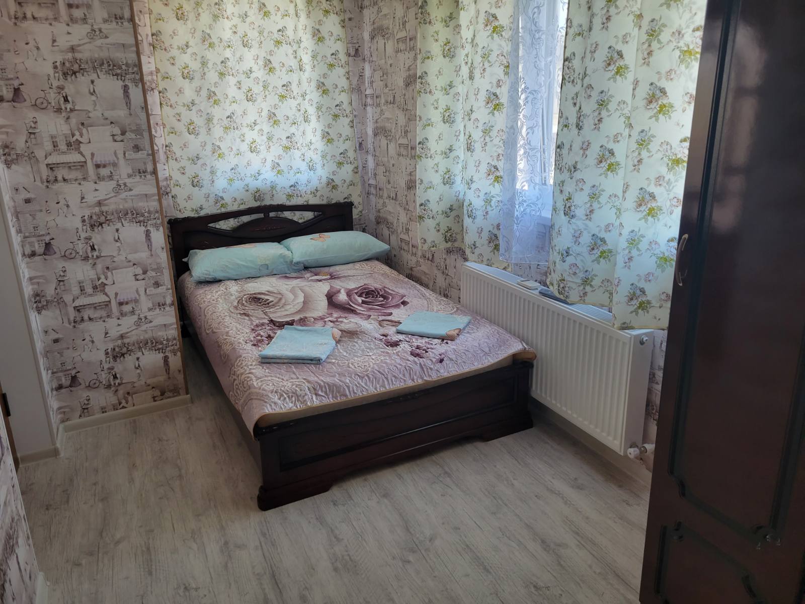 Фото Гостевой дом Iron Lion