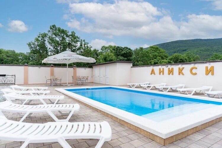 Фото Аникси