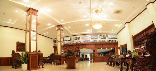 Гостиница Holiday Hotel Battambang в Баттамбанге