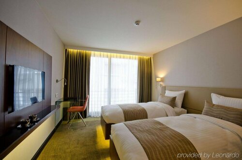 Внешний вид отеля InnCity Hotel в Шишлях, фото 1