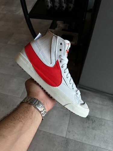 Lacet discount supreme rouge