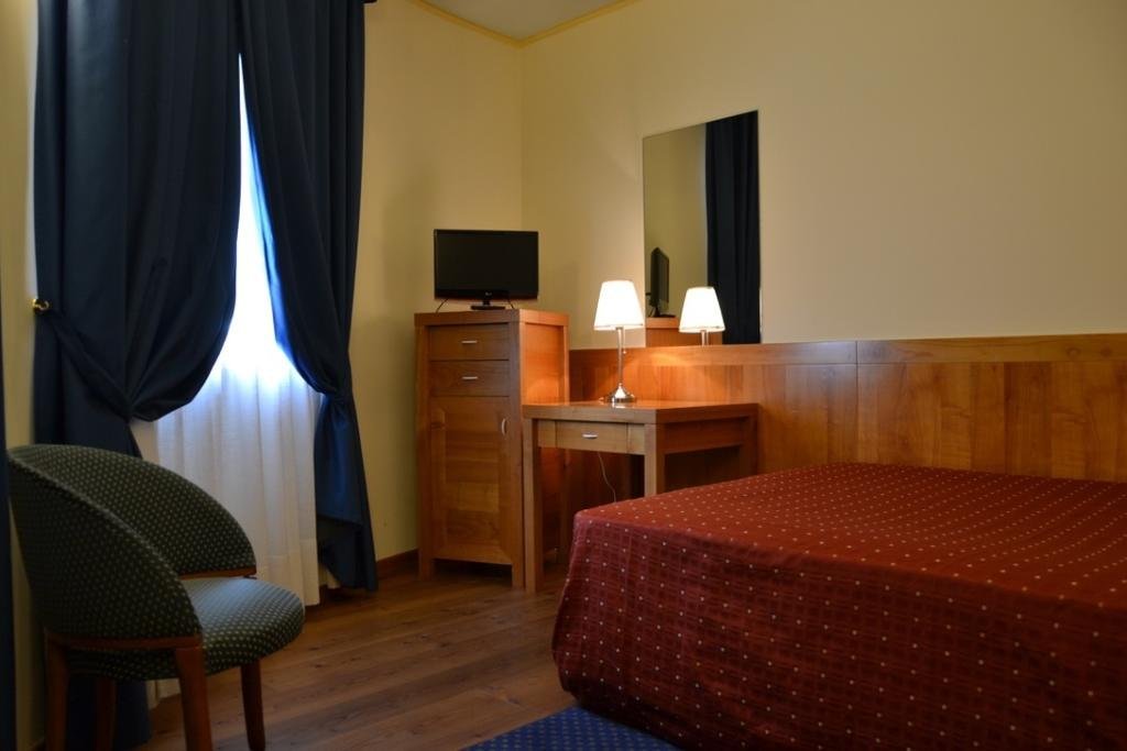 Фото Hotel Due Torri Tempesta Di Casarin Venerio & C. SAS