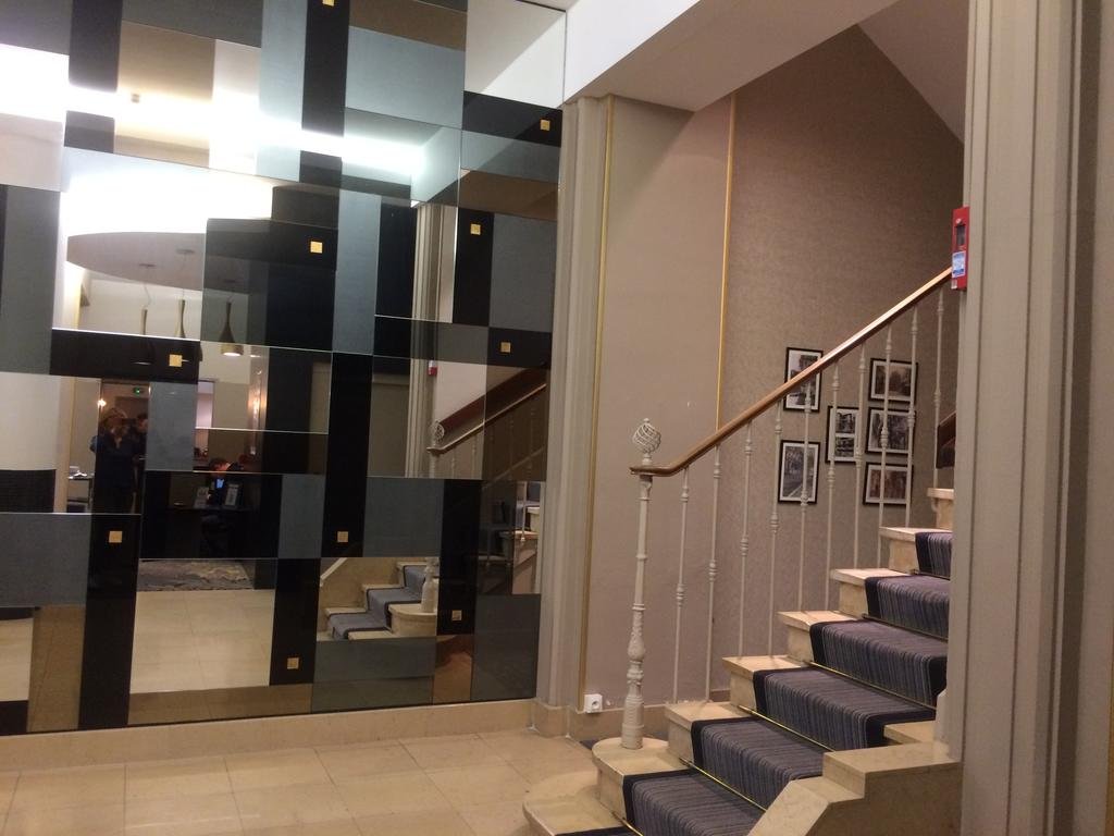 Фото Hotel D'angleterre