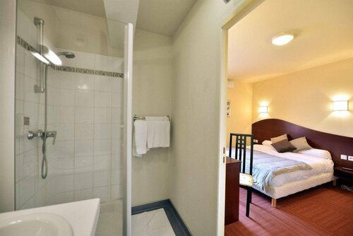 Гостиница Hôtel Les Commerçants в Клермон-Ферране