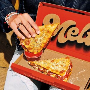 Pizza Hut (Mercato, Jumeirah 1, Jumeirah, Dubai), pizzeria