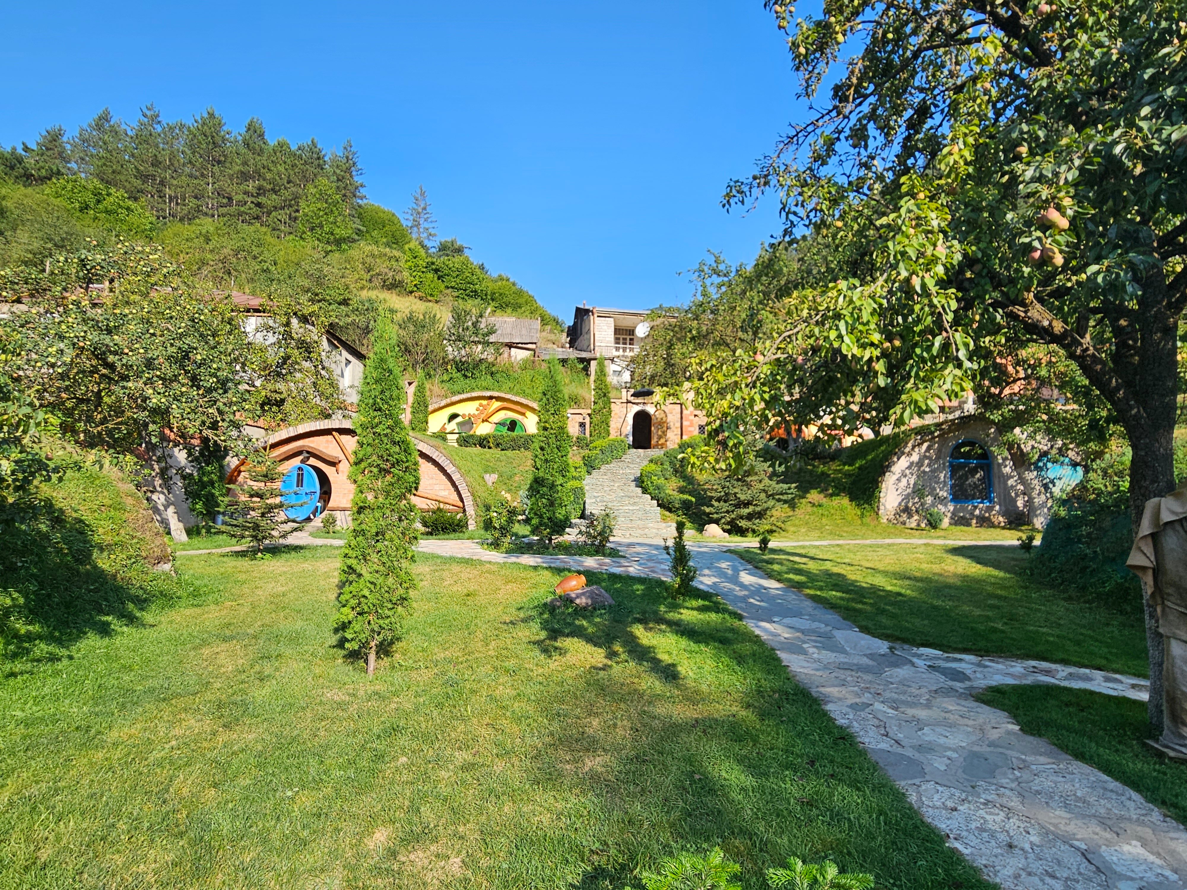 Фото отеля 2