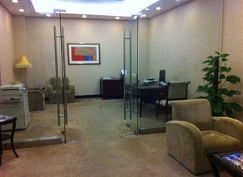 Фото Ramada Plaza Sino Bay Shanghai