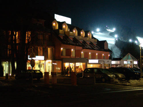 Фото Ramada Hotel & Suites by Wyndham Kranjska Gora