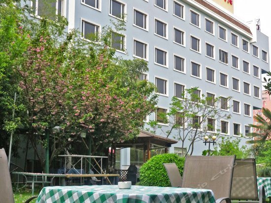 Фото Grand Skylight Gardens Hotel Shanghai