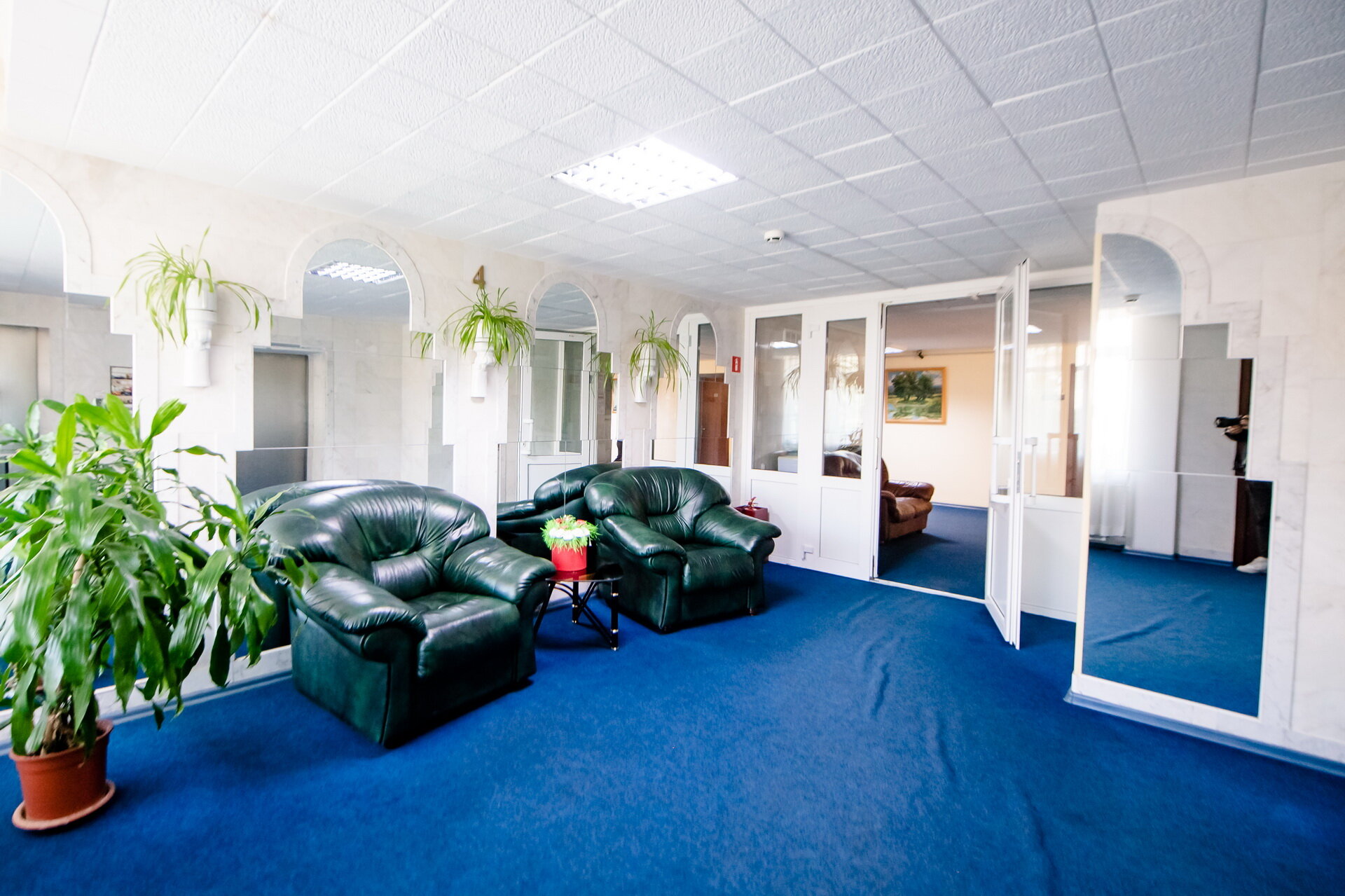 Фото Президент Отель Дис