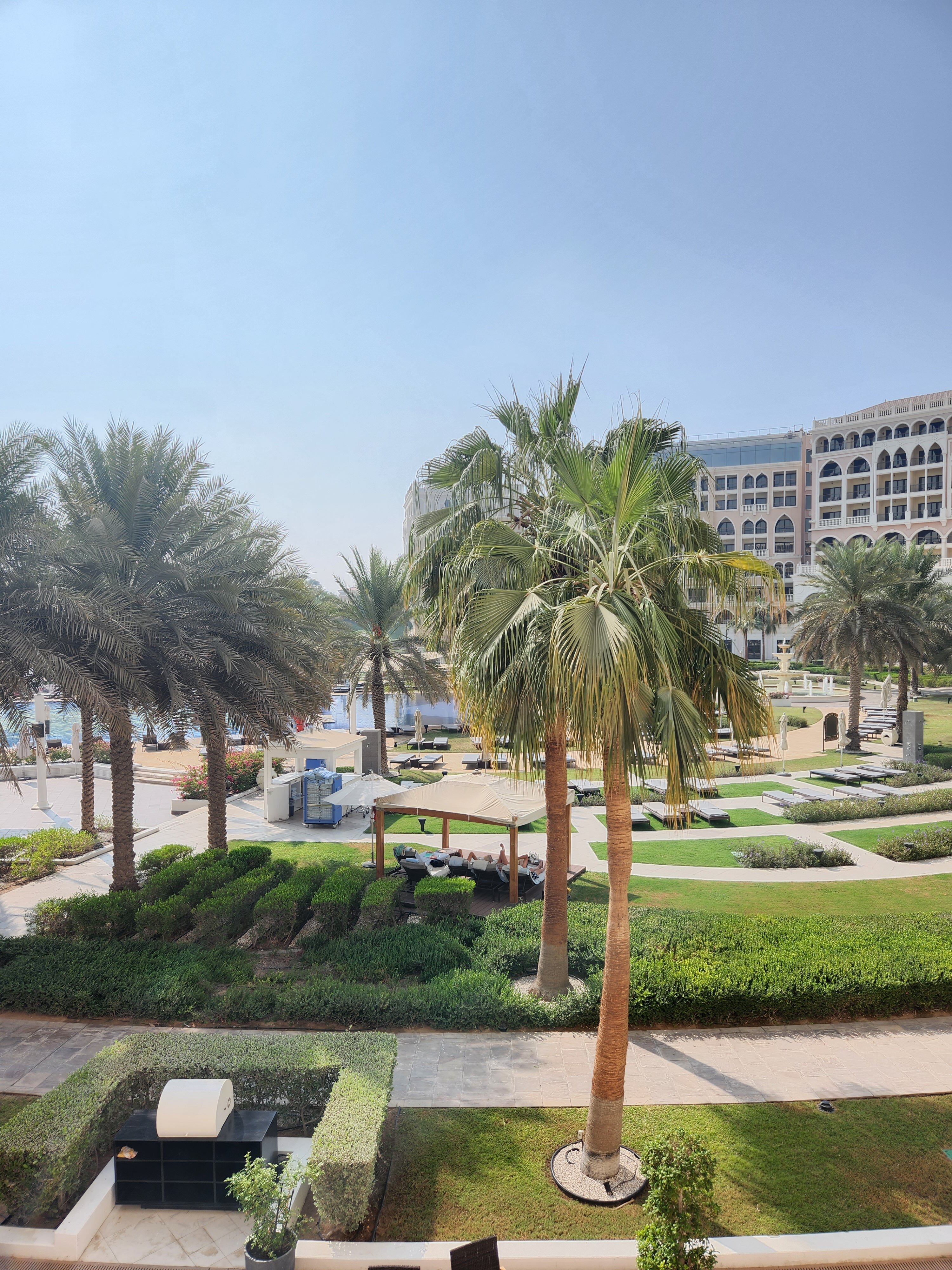 Фото The Ritz Carlton Abu Dhabi Grand Canal