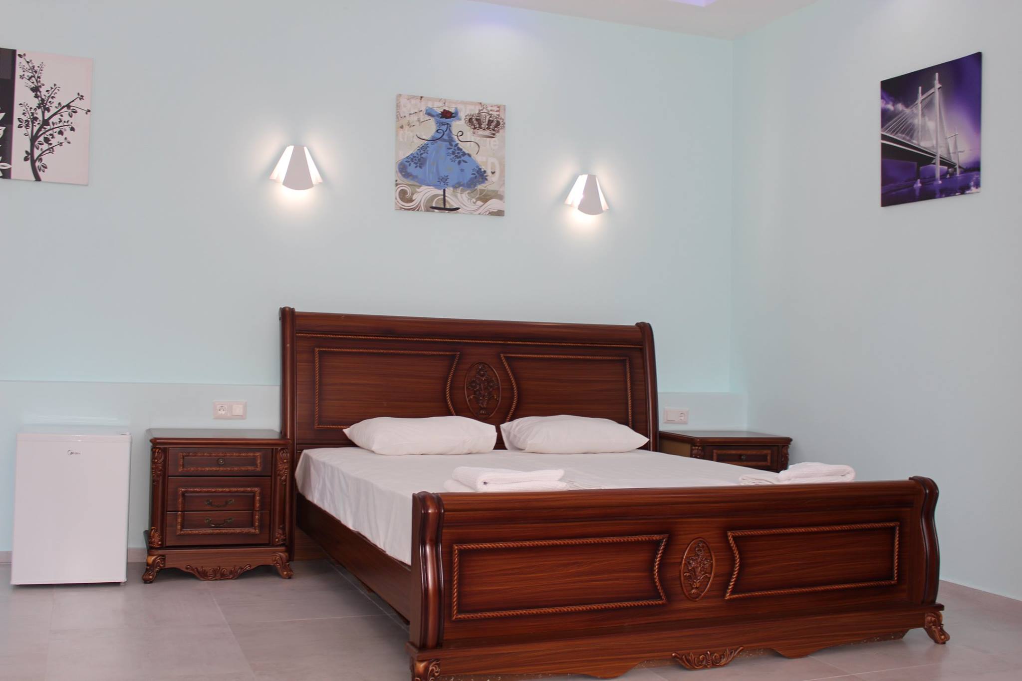 Фото Hotel Nine Brothers