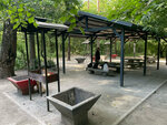 Barbecue area (Moscow, Lianozovsky Forest Park) ، منطقة باربكيو