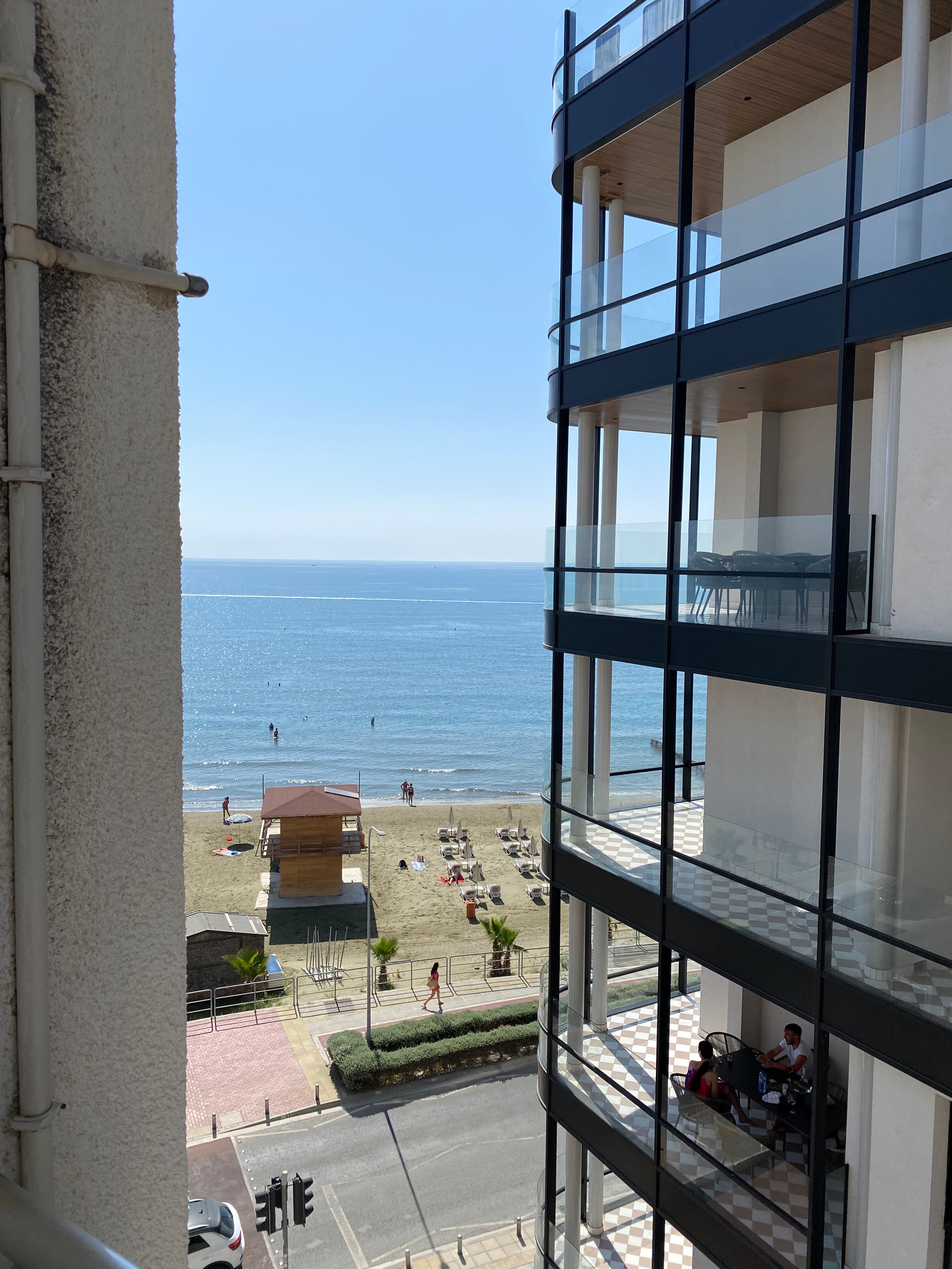 Фото Flamingo Beach Hotel