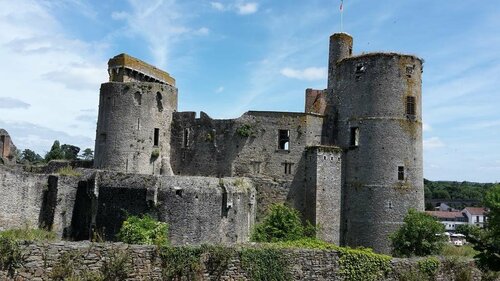 Внешний вид отеля Campanile Nantes Centre - Saint Jacques в Нанте, фото 4