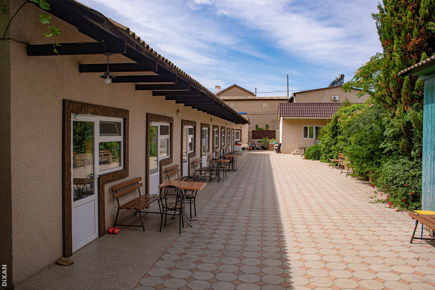 Фото отеля 1