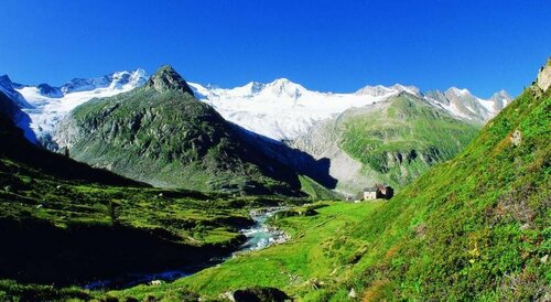 Гостиница Hotel Malerhaus в Фюгене