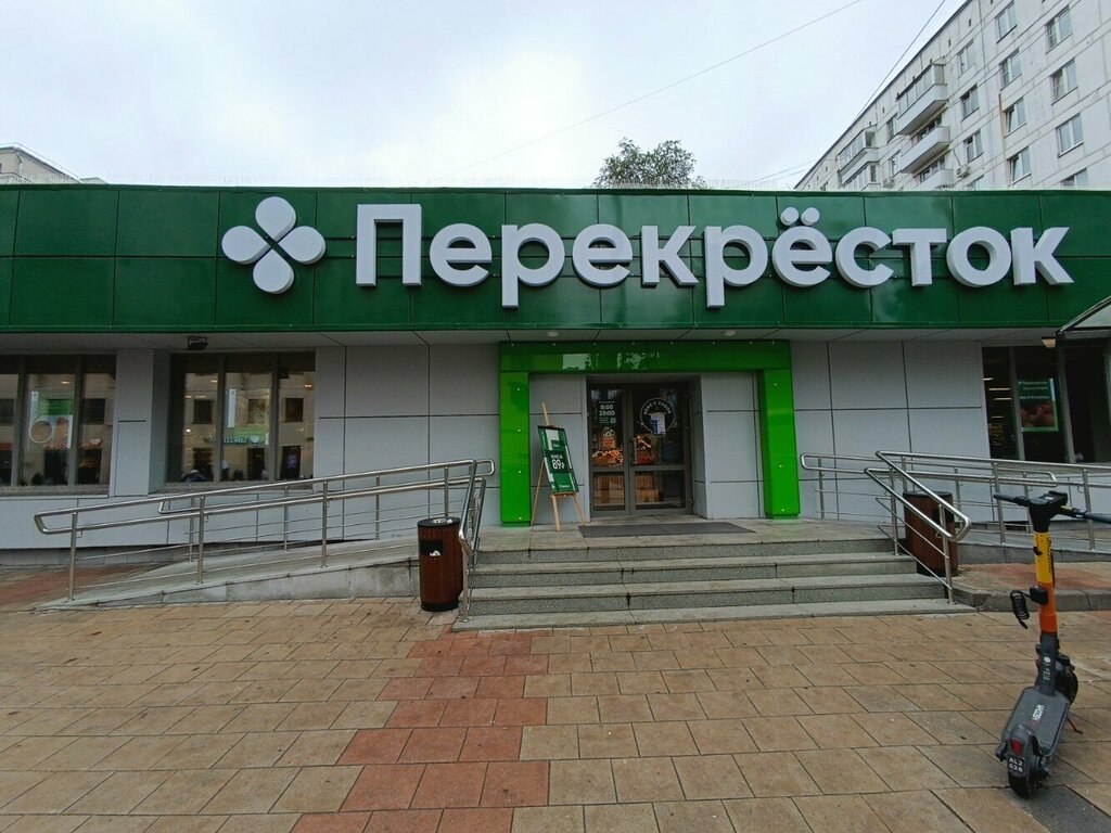 Supermarket Perekrestok, Moscow, photo