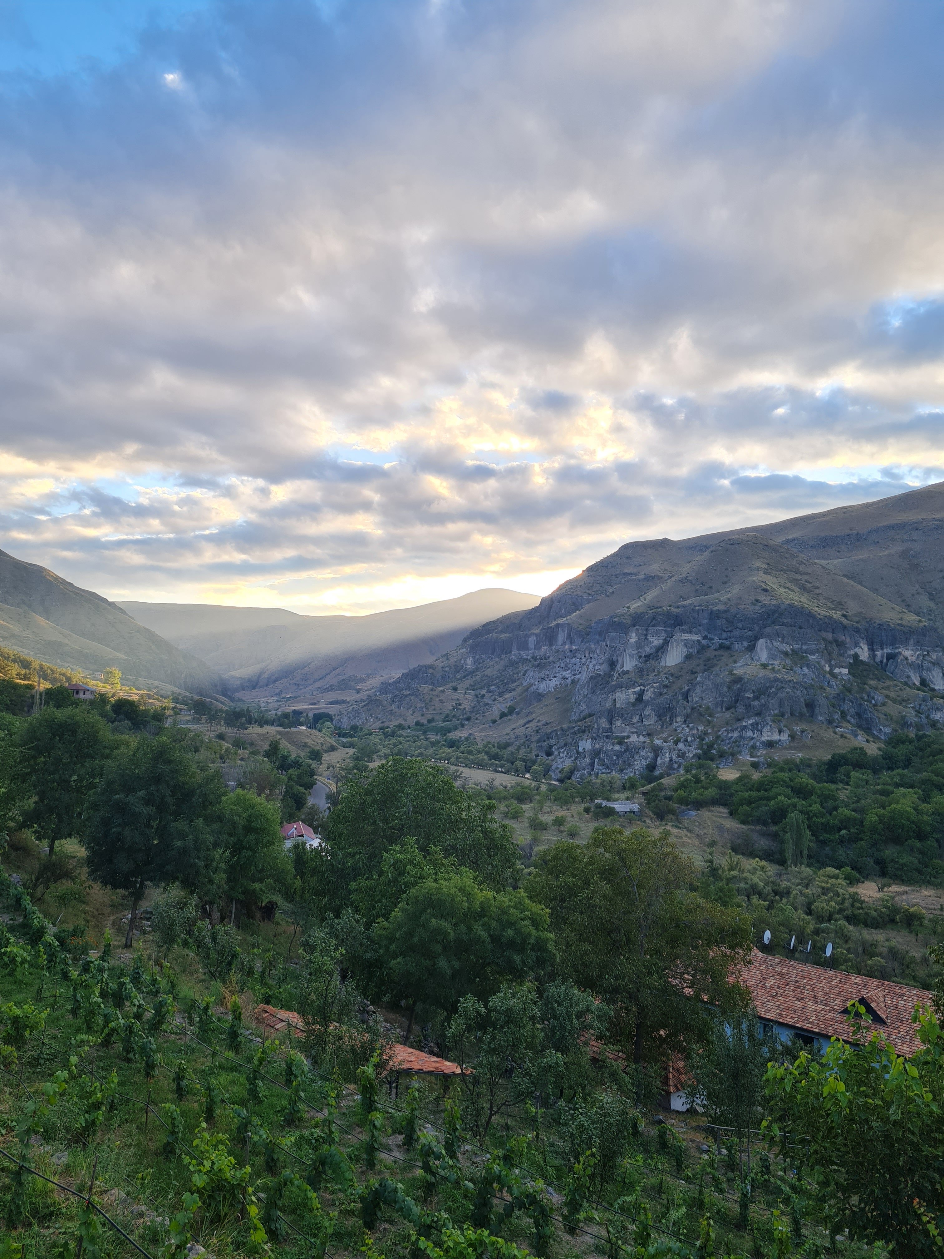 Фото Vardzia Resort