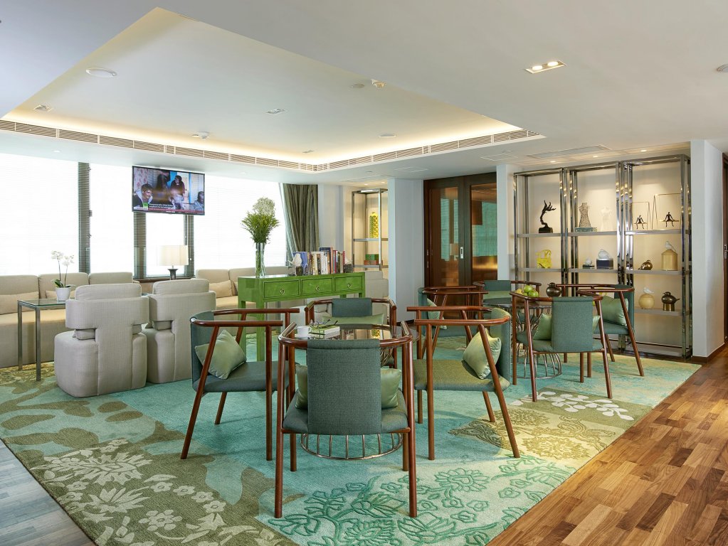 Фото Wharney Hotel