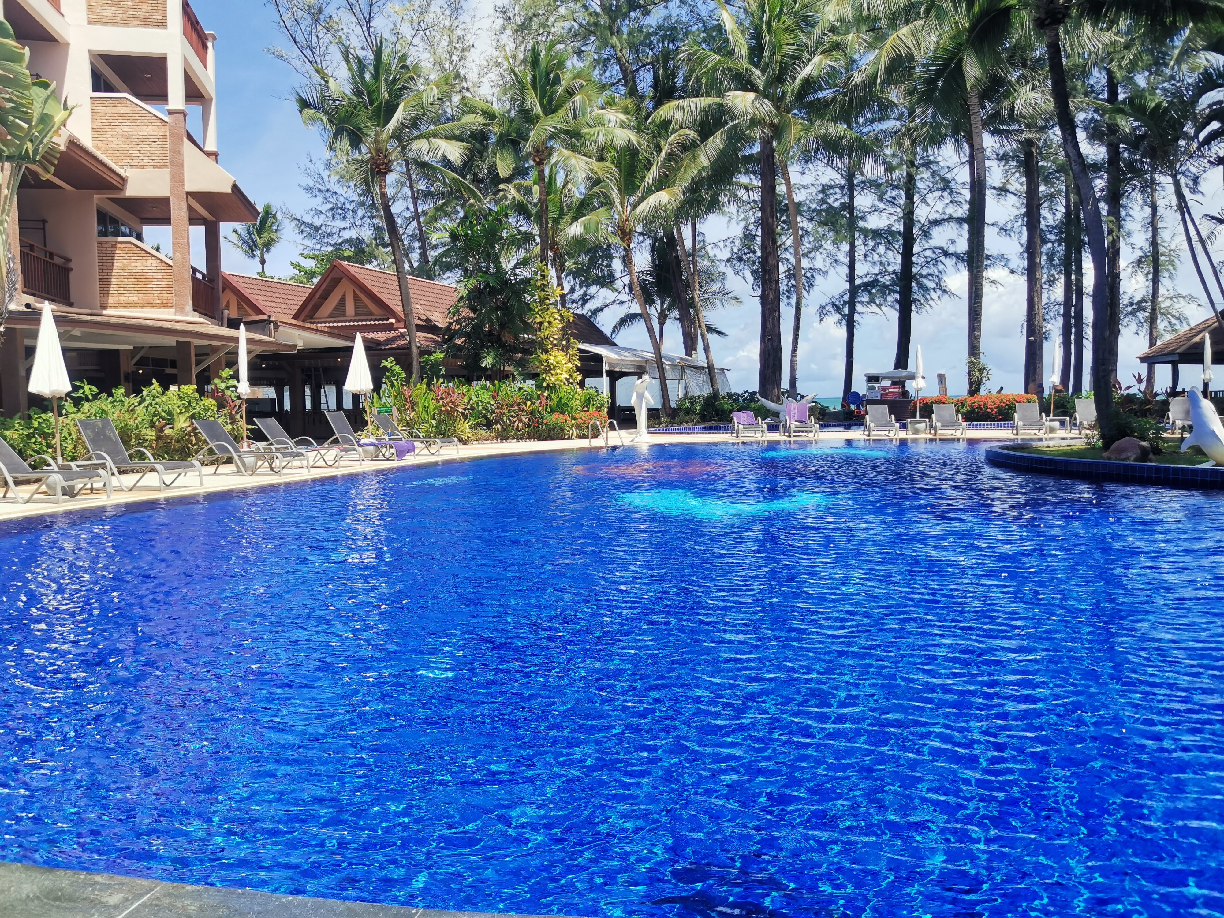 Фото Best Western Premier Bangtao Beach Resort & SPA