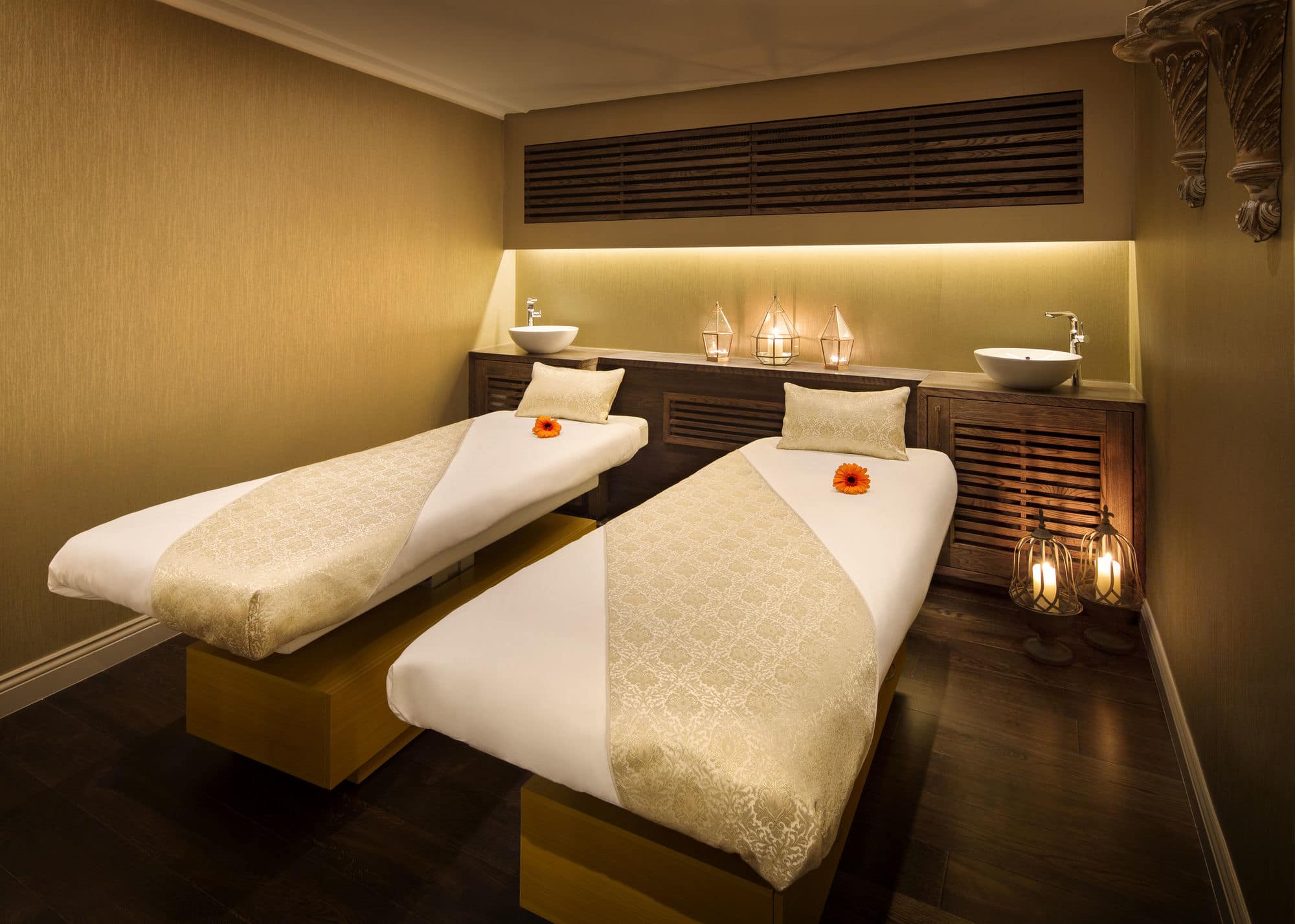 Фото St. James' Court, A Taj Hotel, London