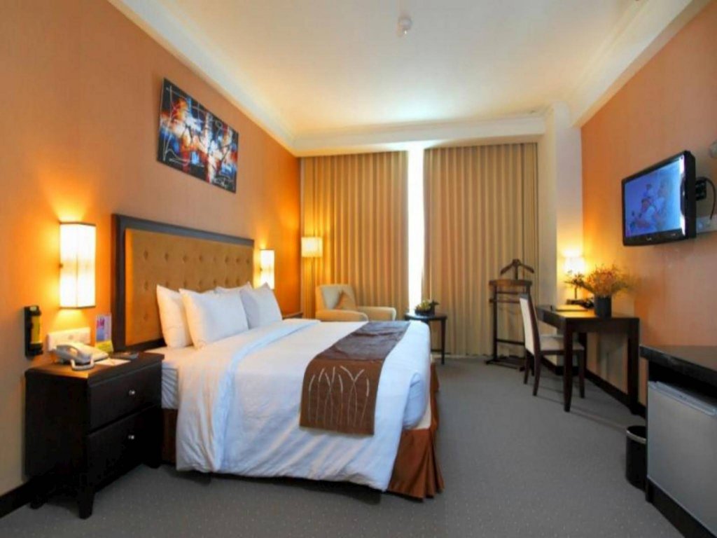 Фото Hotel Menara Bahtera